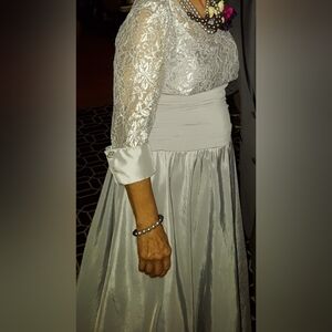 Jessica Howard Silver Lace Dress